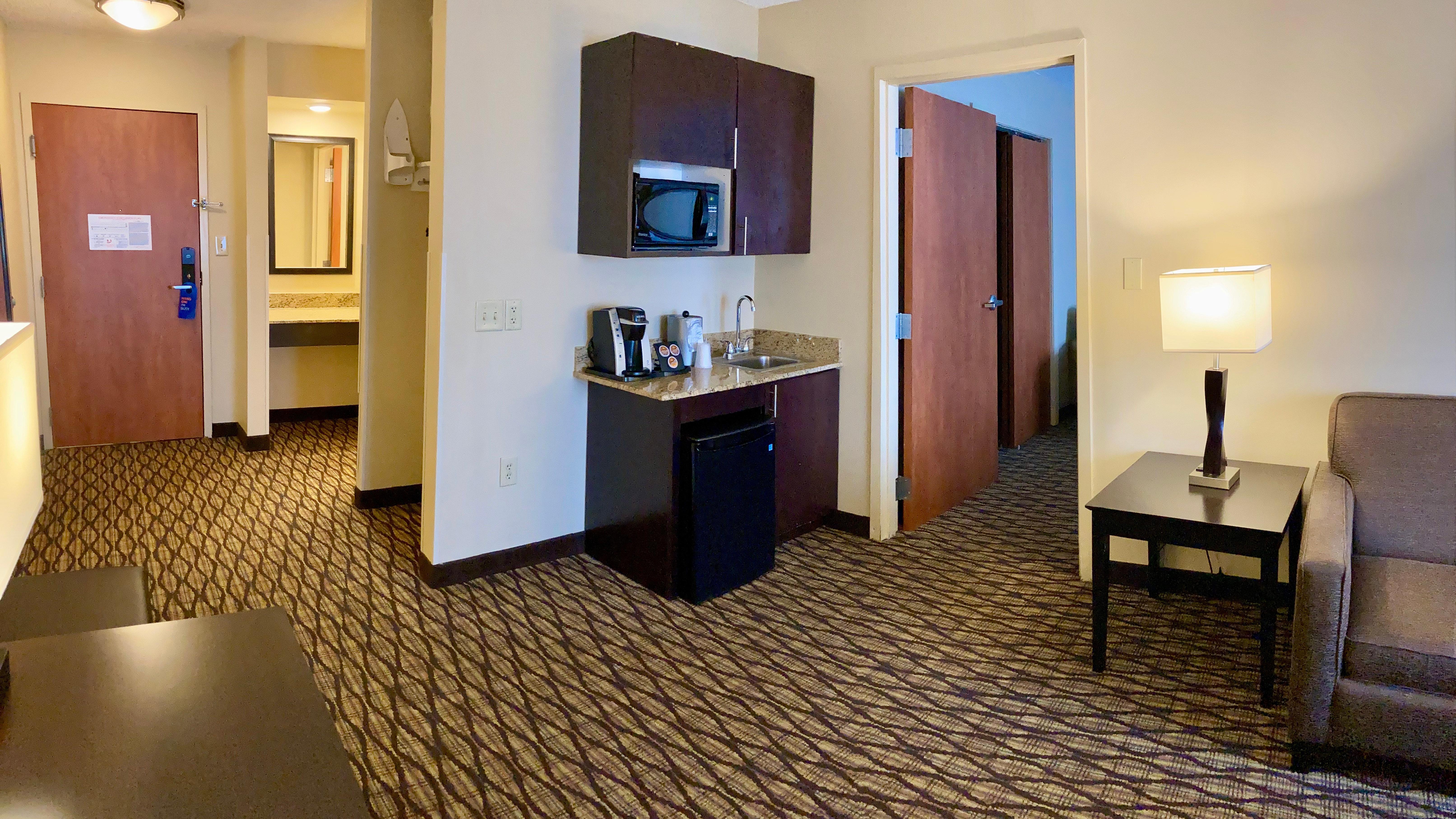 Holiday Inn Express Hotel & Suites Edmond By Ihg Екстериор снимка
